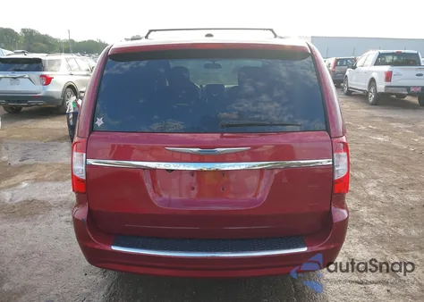 2013 Chrysler Town & Country Touring from USA, damaged, VIN 2C4RC1BG1DR558496